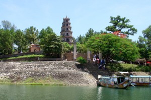 thien-mu-pagoda-vietnam