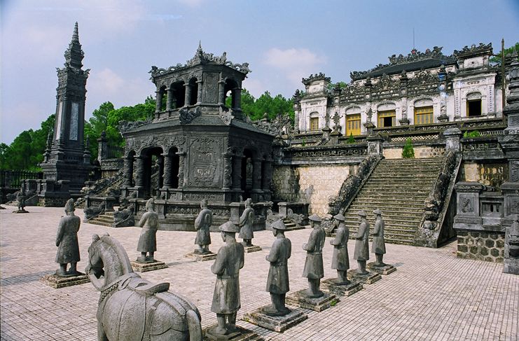 Káº¿t quáº£ hÃ¬nh áº£nh cho khai dinh mausoleum