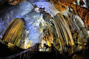 phong-nha-cave-in hue to phong nha tour
