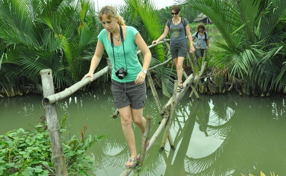 the-monkey-bridge-in hoi an bicycle tour