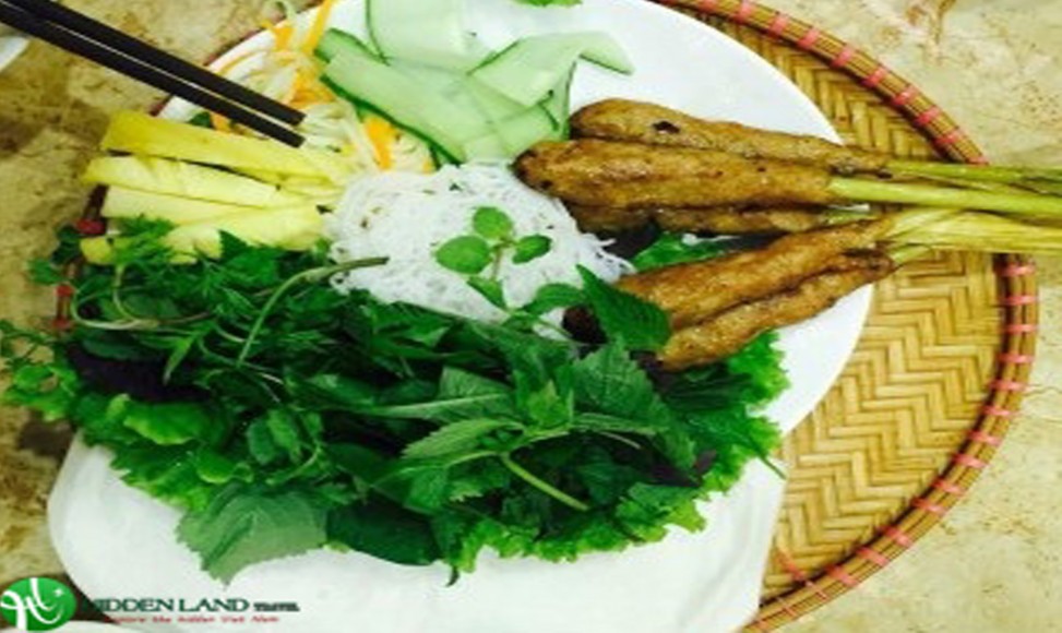 Typical Hue food - what to eat in Hue - Hidden Land Travel