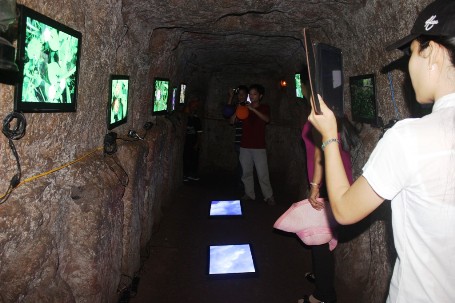 Vinh Moc tunnel Quang Tri Viet Nam