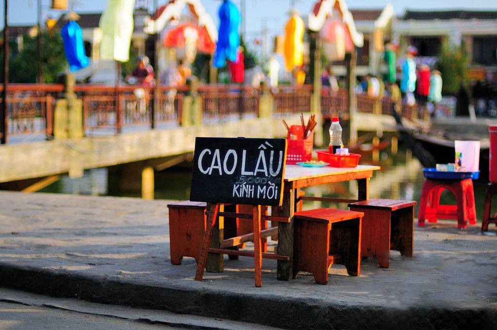 Cao Lau – A treasure of Hoi An cuisine
